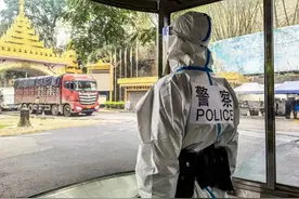 最美de姿态！俯身30°、端坐60°、矗立90°、卧躺180°、旋转360°......图片