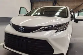 体验丐版广汽丰田赛那，织布座椅+16寸轮毂，价格真厚道图片