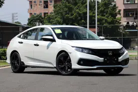 本田思域优惠少，4S店没车，为何客户还愿意等？图片