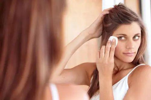 美白洗面奶牌子有哪些 氨基酸美白洗面奶大盘点