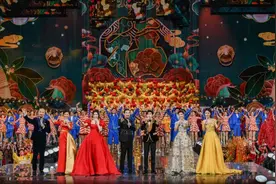 北京卫视春晚群星齐聚！王源黄渤搭档表演歌舞，肖战唱摇滚图片