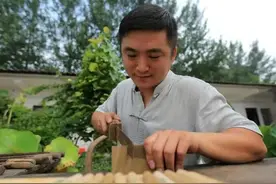 匠人说 | 陈庆伟——抢救传统工艺，一心传承木梳图片