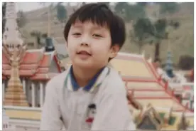 男孩脸上有5个特征，现在丑点胖点没关系，未来会弯道超车成帅哥图片