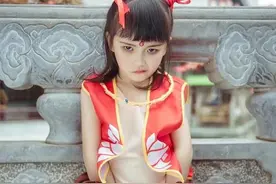 7岁女孩模仿“魔童”哪吒，一举一动惟妙惟肖，简直就是哪吒本吒图片