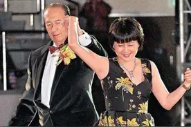 何鸿燊祖奶奶：生4子1女被抛弃，再婚当四姨太，最后当舞女谋生图片