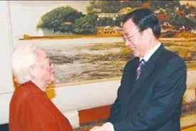 我党第一女叛徒，悔恨半生晚年回国求原谅图片