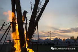 珠日河草原之夜篝火晚会，嗨翻一夏！图片