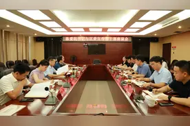 岳塘区委书记陈爱民：牢牢把握“五个度” 提升宣传工作水平图片