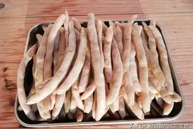 江西人爱吃的这种干菜，做法超简单，有太阳就能做，放一年都不坏图片