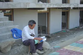 延迟退休将出台，农村养老保险缴费将延长？农民养老金将会提高图片