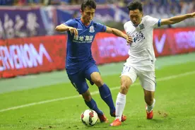 他曾是申花功勋，如今叶落归根为武汉队效力，已成球队核心图片
