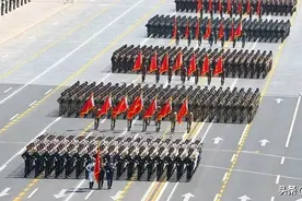 是否摒弃“积极防御，诱敌深入”军事战略方针中的“诱敌深入”存有争议，三位老帅表示赞同，邓小平最后拍板图片