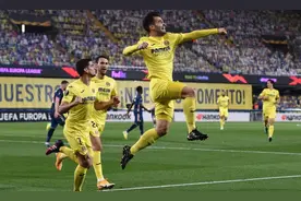 欧联杯半决赛-阿森纳1-2不敌黄潜 佩佩点射取客场进球 塞瓦略斯染红图片