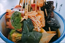 特色小吃培训 孙大妈茶缸串串培训图片