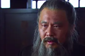 看了《三国演义》，觉得曹操才是三国时期最有格局，最睿智的人图片