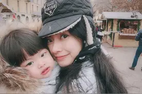 向佐前女友官宣怀孕！38岁拼二胎身体不适，与富商已育有一女图片