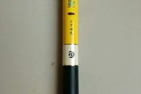 那些曾经红极一时的鱼竿，总有一款你听过你用过图片