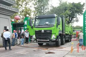 成都组建首支纯电动渣土运输示范车队！“青白江造”位列其中图片