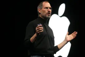 看了一眼十年前的iPhone 4S，我对iPhone 13瞬间没了兴趣图片