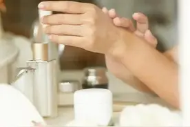 精华液正确使用方法有哪些？小小精华液如何收服各类皮肤问题？图片