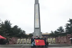 重温革命历史，弘扬不朽精神，东西湖区科协全体党员赴二七纪念馆追忆红色基因图片