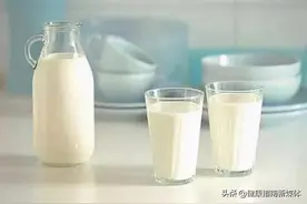 科学的喝牛奶方法图片