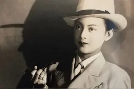 她拥有永恒的女性魅力，是70年前中国大陆影坛公认的第一美女图片