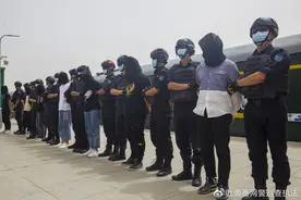 喀什警方斩断一条电信诈骗黑灰产业链 抓获犯罪嫌疑人8名图片