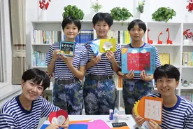 教员，请收下学兵们深深的祝福图片