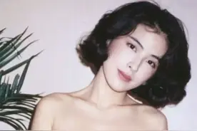 她不让奶奶抱孙女，“大闹”梅艳芳葬礼，却成张学友一生挚爱图片