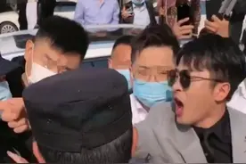 保安与辛巴事件再发酵，原来全世界网红“丑陋的一面”大同小异图片