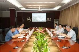 河北银行行长王县力一行到华药集团走访交流图片