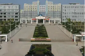 这所大学改名“失败”，网友吐槽像野鸡大学，但学校实力不容置疑图片