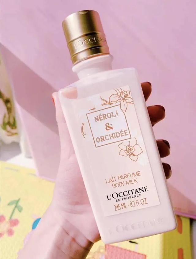 嫩肤滋润身体乳怎么使用