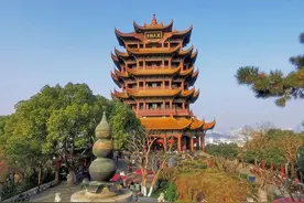 陕西小伙连续三年骑摩托车回家过年，行程一万公里，经历春夏秋冬图片