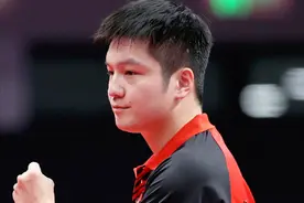 不可思议！马龙痛失6个赛点败北，樊振东死里逃生、勇夺全国冠军图片