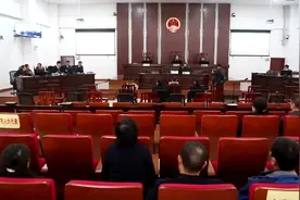 死刑！高平一19岁少年网络赌博，为抢钱杀一人伤两人视频封面