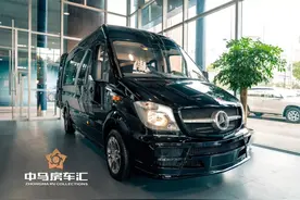 罗伦士定制商务房车高档真皮全电控座椅，空间大到可直立行走图片