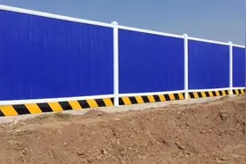 拆迁方垒墙堵路逼迫搬迁，围墙到底该不该拆？图片