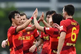 河北队连续两年胜海港！进争冠组占据主动 金钟夫：盼尽快解决困难图片