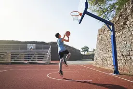 多地中考体育分值增加，体育培训会成为好生意吗？图片