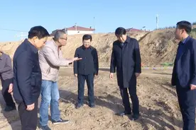 合水县委副书记、县长沈文祥督查环境问题整改情况并开展季度巡河工作图片