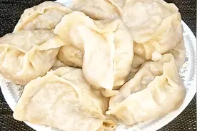 白萝卜虾皮大蒸饺皮薄馅大，鲜嫩汁多美味又营养，做法太简单了视频封面