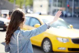 滴滴下架之后，美团打车独立APP上架，网约车市场多强争霸图片