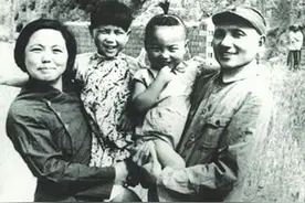 揭秘：卓琳平时是如何称呼邓小平的？图片