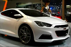 降至5.99万，科沃兹动力超1.2T卡罗拉，油耗仅4.9L？图片