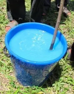 这种漂亮的粉蓝色液体，是无数病菌的噩梦
