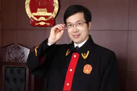 陈良刚法官：美团的外卖是否美团送，配送服务标准谁来管?图片