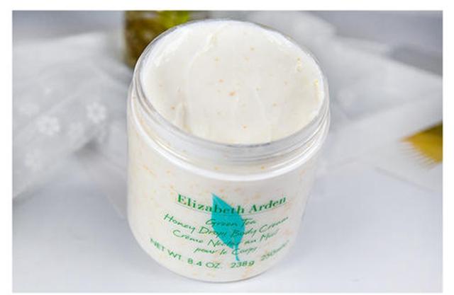 保持一天湿润的身体乳