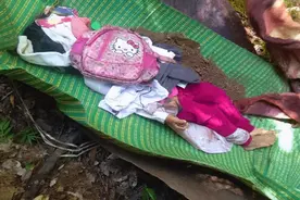 30岁男子骗6岁女童进树林，性侵后用石块残忍砸死，指认现场时遭数百村民围攻图片